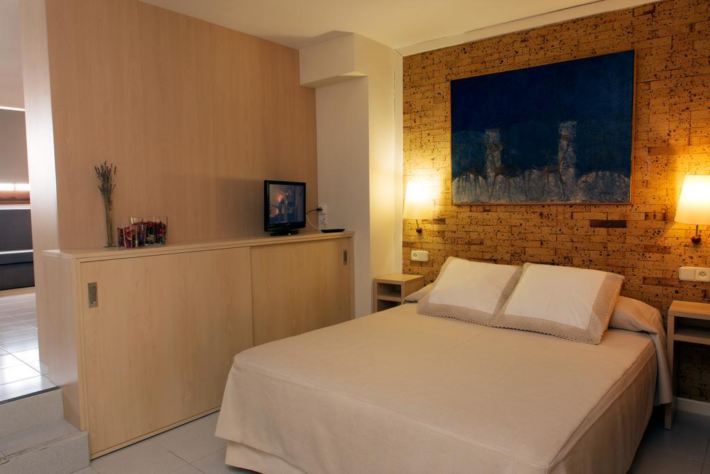 Hotel Capri 2*