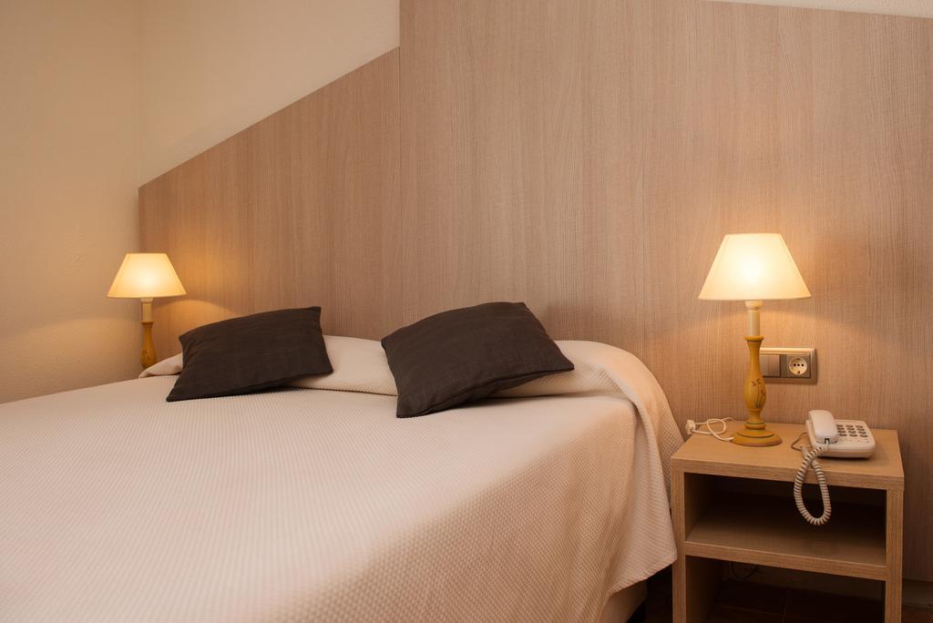 Hotel Capri 2*